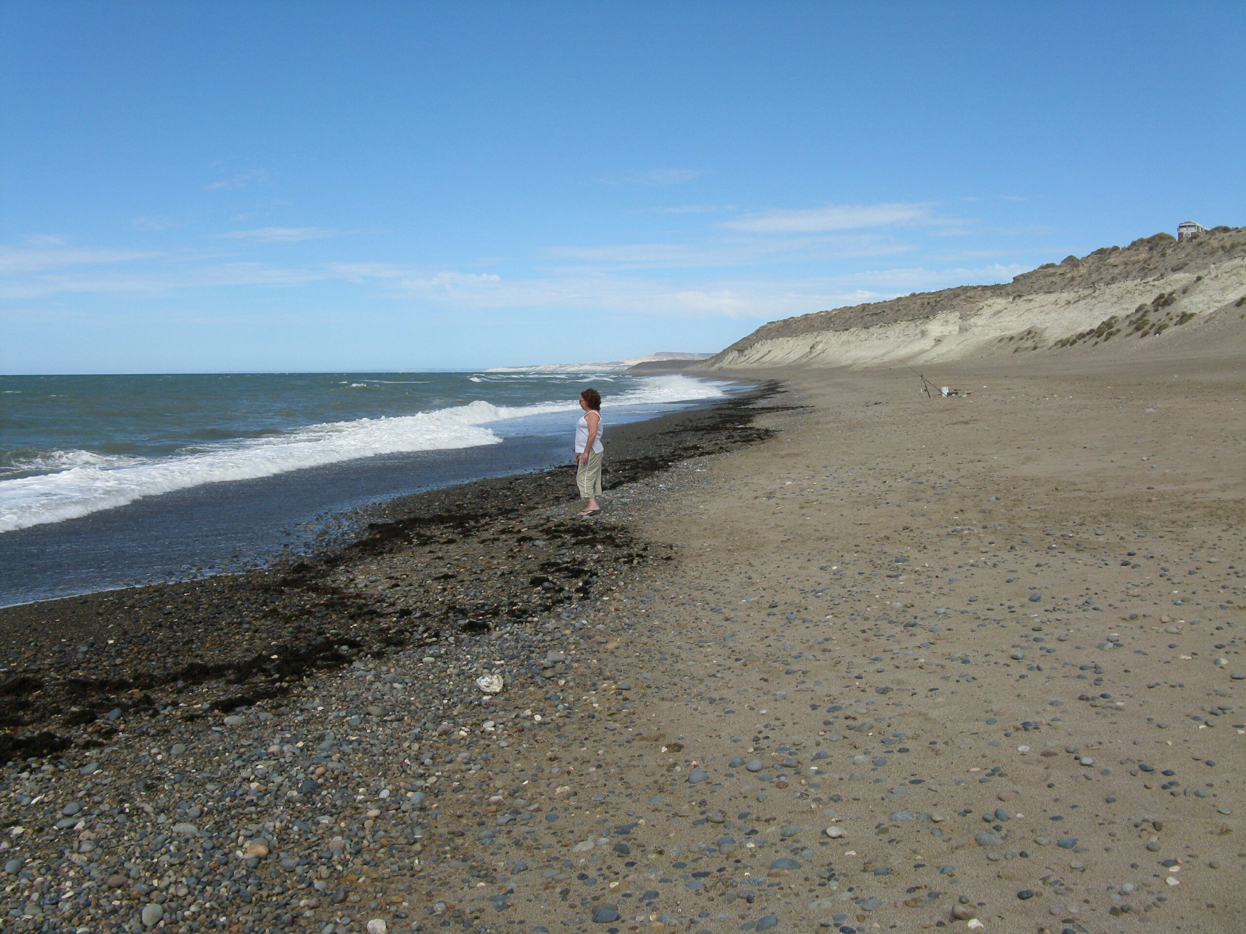 Playa Magagna, Chubut: Un Tesoro Costero con Historia y Naturaleza